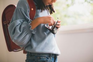 小中学生の約6割、おこづかいの使い道は「貯金する」