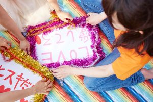 “推し”がいる小中学生は94%、そのうちの64％が「推し活をしている」と回答