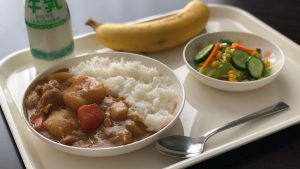 給食で好きなメニュー第1位は昨年に引き続き「カレーライス」、苦手なメニューは「ゴーヤチャンプルー」