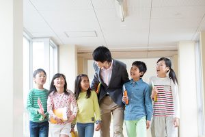 なりたい職業がある小中学生は92％、1番人気の職業は「学校・幼稚園の先生」